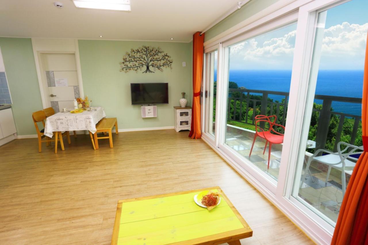 Montmartre Villa Namhae Luaran gambar