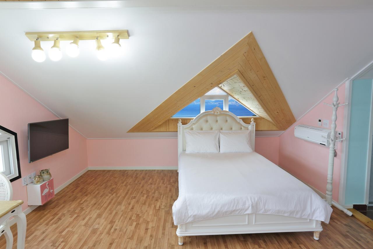 Montmartre Villa Namhae Luaran gambar